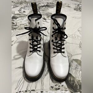 Women’s Size 8 Zavala Dr. Martens Combat Boot